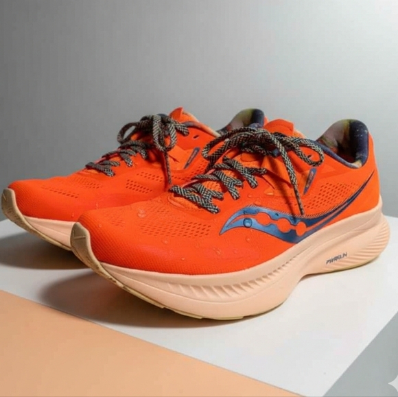 Saucony Shoes - Saucony Guide 5 Size 7